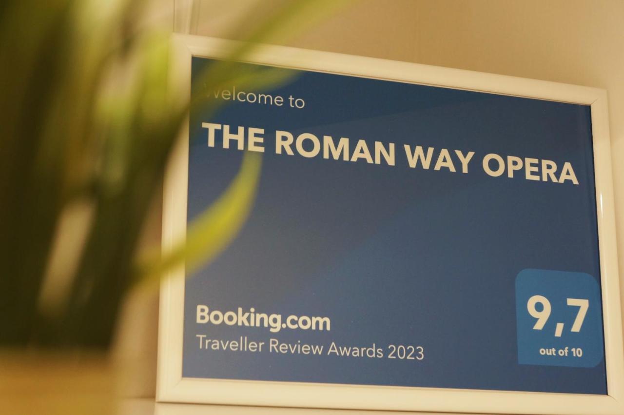 The Roman Way Opera Extérieur photo
